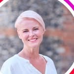 Elizabeth Reading - Author & Characterd Psychologist - @elizabethreading_ - Instagram