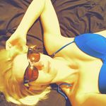 Elizabeth Recker - @recker.elizabeth - Instagram