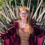 Elizabeth Red - Facebook