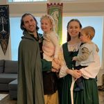Elizabeth Reimer Istchenko - @eliza_bucket - Instagram