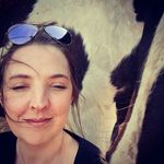 Elizabeth Roux - @bybethy - Instagram