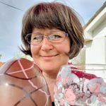 Elizabeth Rowell - @batesrowell1950 - Instagram