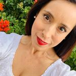 Elizabeth Pastrana Scully - @elizabethpastranascully - Instagram