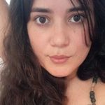 Elizabeth Servín - @ely_servin20 - Instagram