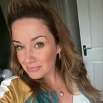 Elizabeth Simmonds - @liz_carlo - Instagram