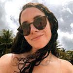 Elizabeth Stacks - @elizabeth_stacks - Instagram