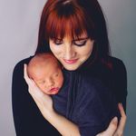 Elizabeth Snodgrass-Stringer - @momming_hard_as_hell - Instagram