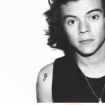Elizabeth Styles - @lizzyfknstyles - Instagram