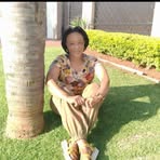 Elizabeth Theys - Facebook