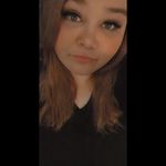 Elizabeth Tilley - @beautyliz41 - Instagram