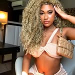 Elizabeth Tinoco - @elizabeth_tinocor - Instagram
