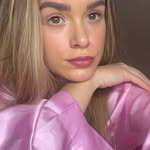 elizabeth - @elizabeth_tomkova - Instagram