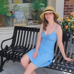 Elizabeth - @elizabeth_toth - Instagram