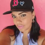 Elizabeth Castillo - @elizabeth_uva_bombo - Instagram