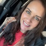 Elizabeth - @elizabeth.waldner.7 - Instagram