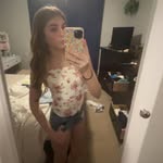 Elizabeth - @elizabethwindy.03 - Instagram