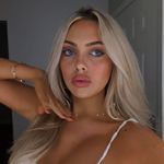 Elle Sanger - @ellesanger - Instagram