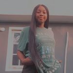 Ella Allison - @ellaallison82 - Instagram