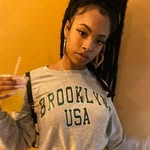 Ella Amos - @voruche_2 - Instagram