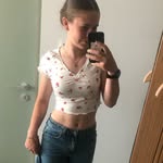 Ella Baxter - @nut.ellaaaaaaa - Instagram