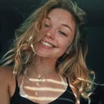 Ella Belcher - @possitvley_sig - Instagram