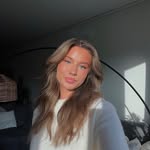 Ella Berg - @ellabeerg - Instagram