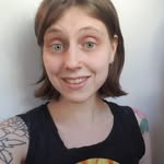 Ella Bessmer - @ellabessmer.art - Instagram