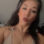 Elly Blanton - @_elly_v2 - Instagram