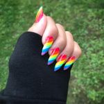Ella Tanisawa Bolin - @ellas.nailart - Instagram