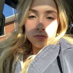 ella - @ellaabollinger - Instagram