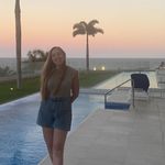 Ella Bond - @bond_ella - Instagram