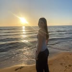 Ella Carlsson - @ellabuffan - Instagram