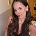 Ella Bunn - @ellaabunn - Instagram