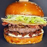 Ella’s burger - @ellasburgerbistro - Instagram