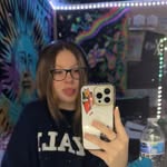 Ella Carlson - @its_ella957 - Instagram