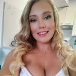 Ella Carlson - @ellacarlson86 - Instagram