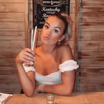 @ella_casper2 - Instagram
