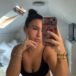 Ella Charles - @_ellacharles - Instagram
