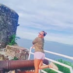 Ella Cinco - @cinco_ella - Instagram