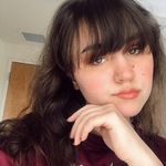 Ella Colbert - @guavabuttons - Instagram