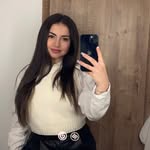 𝗘𝗹𝗮 𝗖𝗿𝗶𝘀𝘁𝗶𝗻𝗮 - @ella_cristinaaa - Instagram