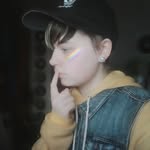Ella Cummings - @aesthetictrashcan13 - Instagram
