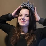 Ella Dawes - @elladawesbooks - Instagram