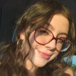 Ella Dennis - @ella_d1998 - Instagram