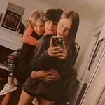 Ella Dyer - @ella_dyer1218 - Instagram