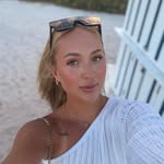 ella gray - @ella_gray___ - Instagram