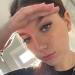 ella - @_ella.hilton - Instagram