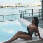 Ella young hook up  - Facebook