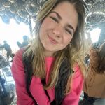 Ella hoover - @ella_spamaccount222 - Instagram