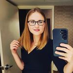 Ella Juarez - @ellapaw - Instagram